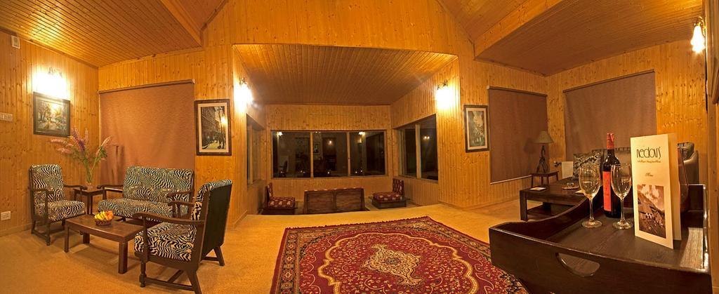 Nedous Hotel Gulmarg Habitación foto